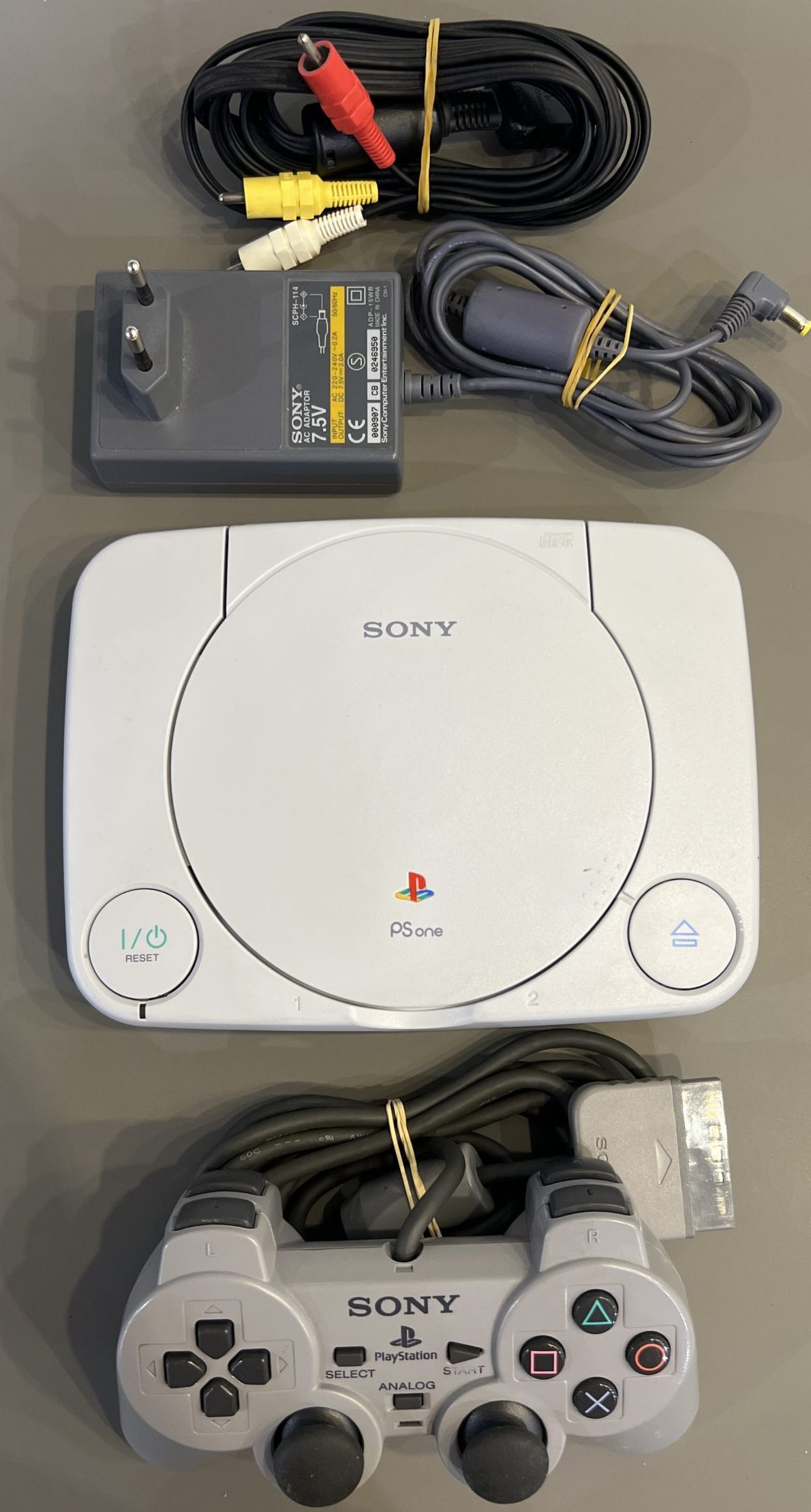 PSOne Konsol | RetroBros - Fordi vi elsker Retrospil